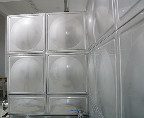 如何防止不銹鋼水箱內部水質(zhì)被污染呢？